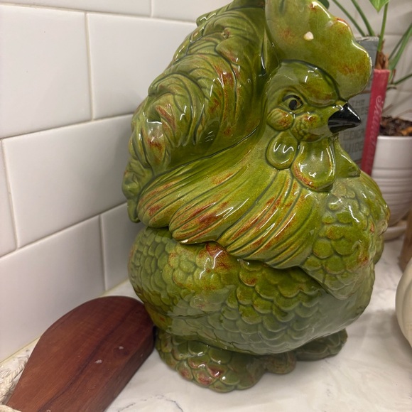 Green‎ Ceramic Rooster Figurine - Picture 3 of 6
